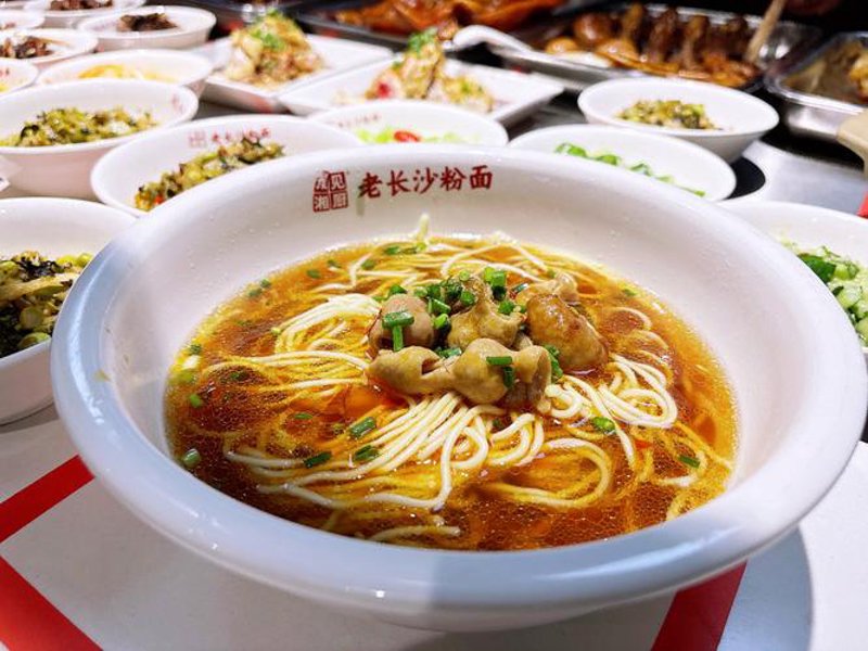长沙粉面馆：一碗暖阳的味道